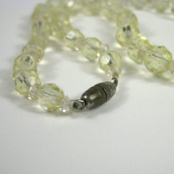 Uranium Glass Beaded Necklace Vintage 1910s Yellow Faceted 19 inch - Picture 6 of 11